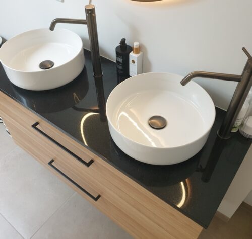 Maatwerk meubels | WestMaas Nieuwe kranen laten installeren